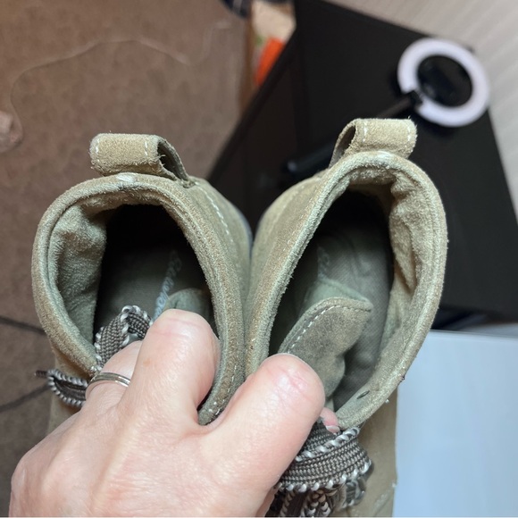 Eddie Bauer Women's 8.5 Brown Suede Wedge Ankle Boots Lace up Hiker Chukka Boots - Picture 7 of 15